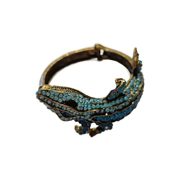 Vintage Swarovski Crystal Hinged Alligator Bracelet, Aurora Borealis Gator Cuff - Picture 3 of 11